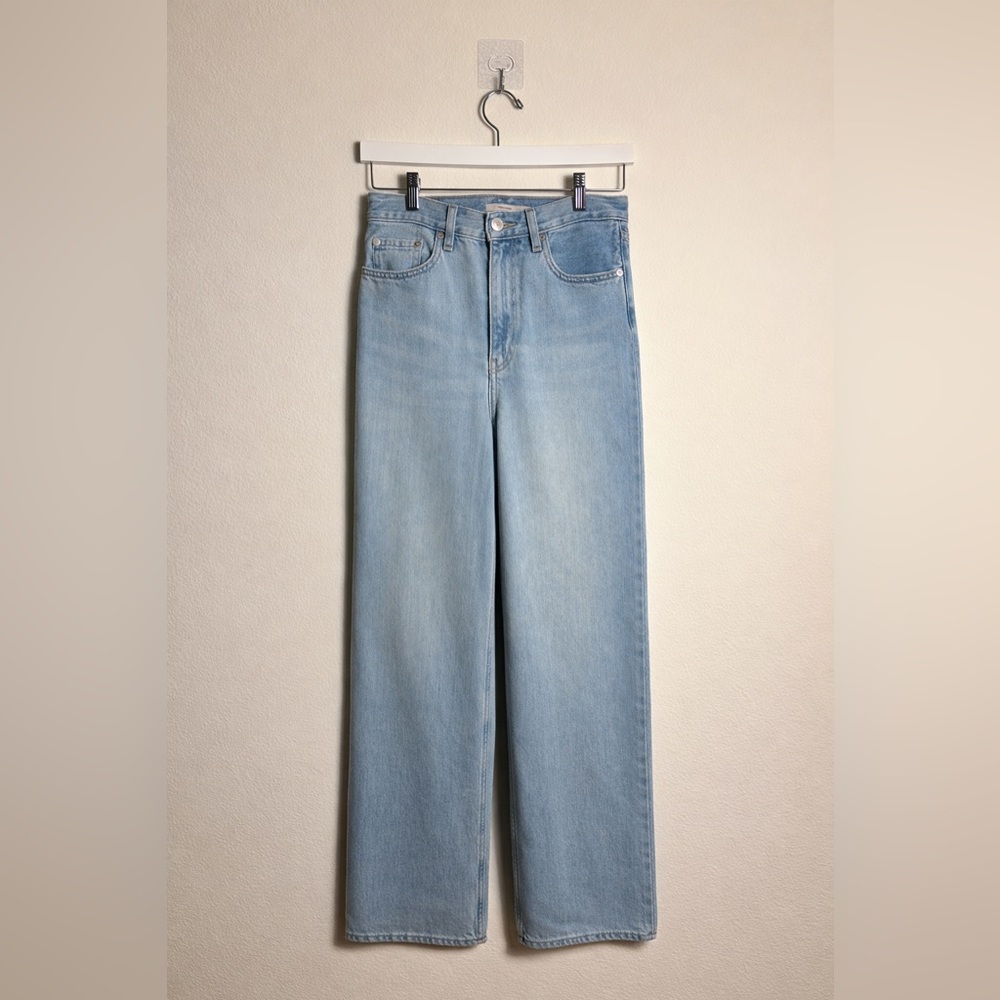 Levi's High Loose Light Wash Women's Jeans